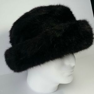 Betmar Black Faux Fur Hat